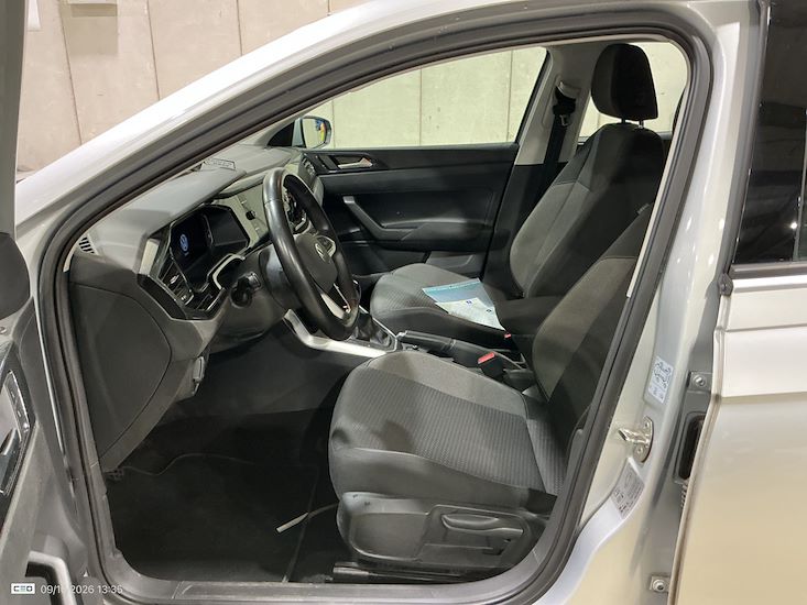 Volkswagen Polo — photo 11