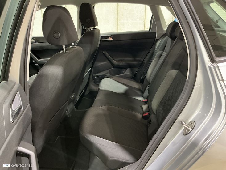 Volkswagen Polo — photo 12