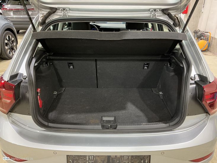 Volkswagen Polo — photo 13