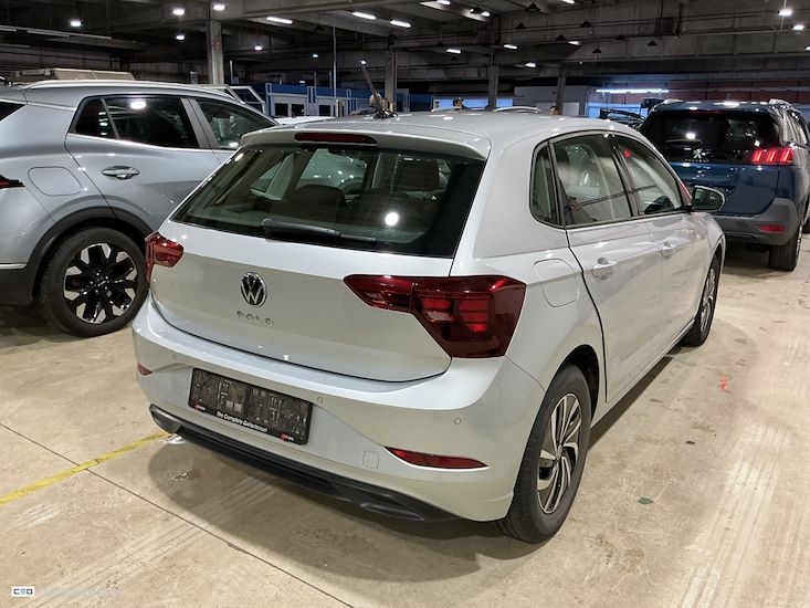 Volkswagen Polo — photo 4