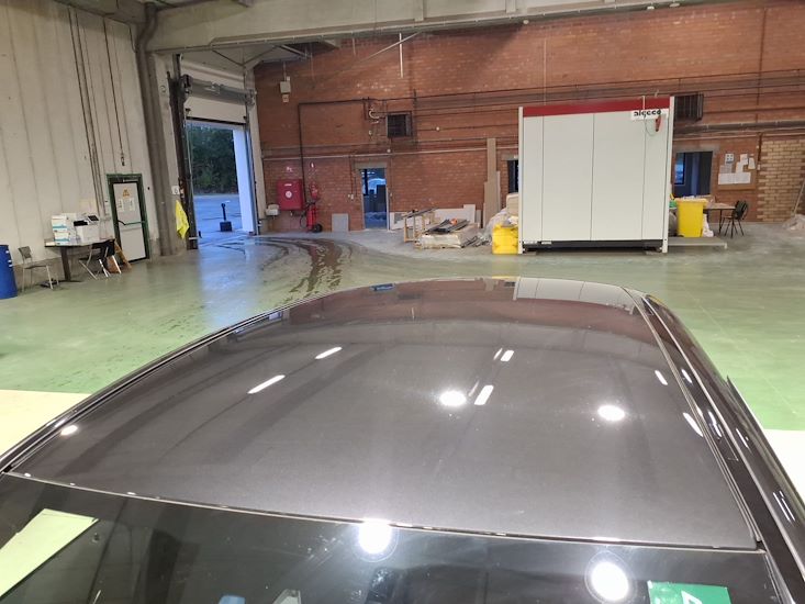 Mercedes-Benz Eqc — photo 14