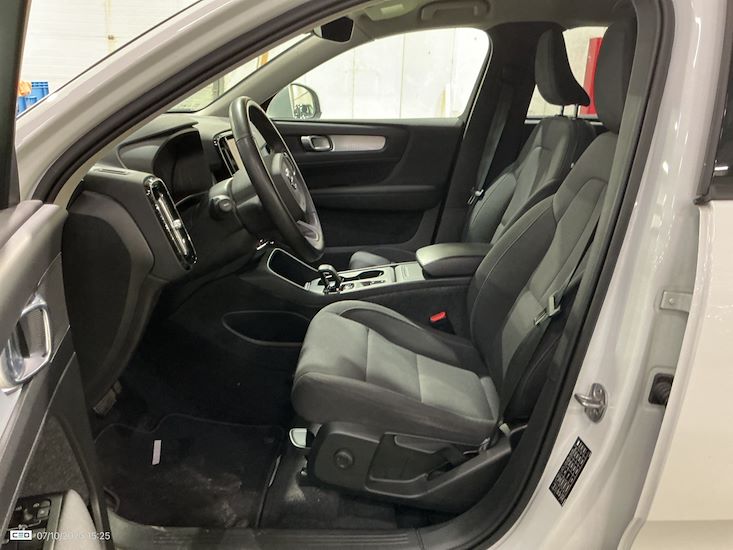Volvo Xc40 — photo 10