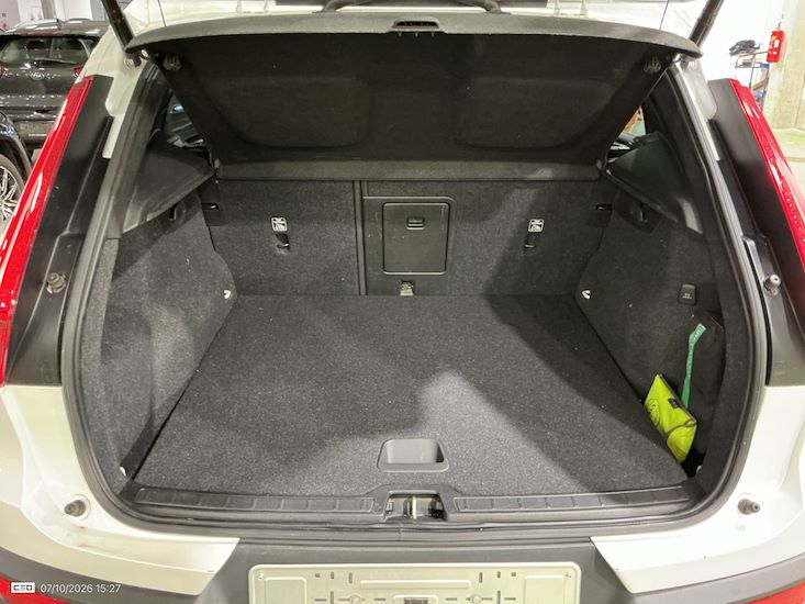 Volvo Xc40 — photo 12