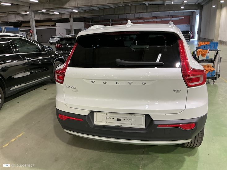 Volvo Xc40 — photo 5
