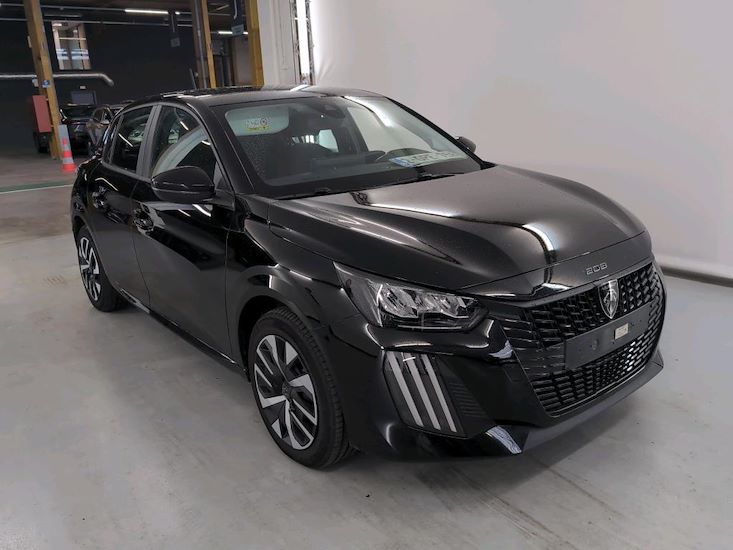 Peugeot 208 — photo 2