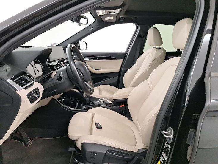 Bmw X1 — photo 5
