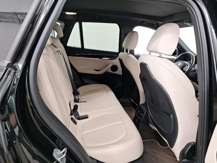 Bmw X1 — photo 6