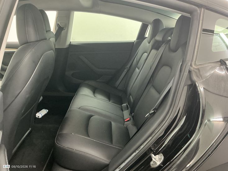 Tesla Model 3 — photo 10