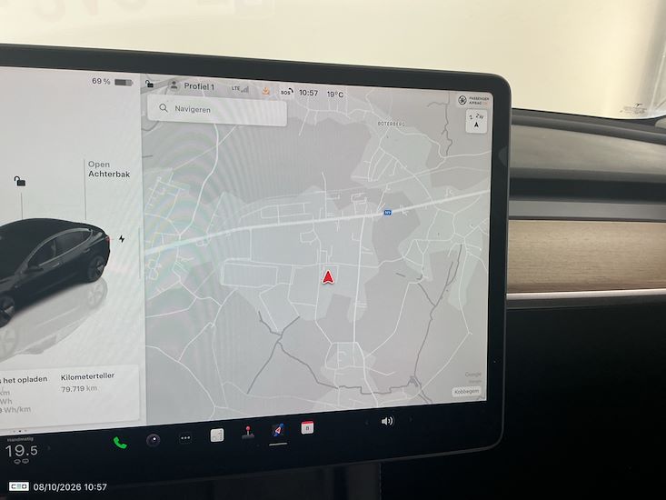 Tesla Model 3 — photo 8