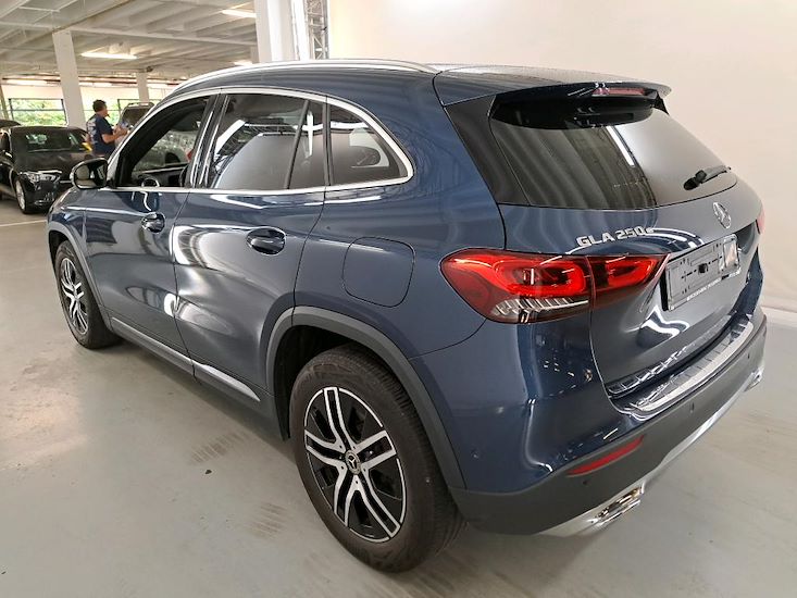 Mercedes-Benz Gla — photo 3