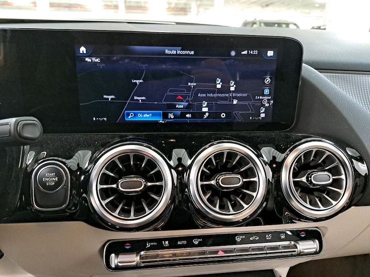 Mercedes-Benz Gla — photo 7