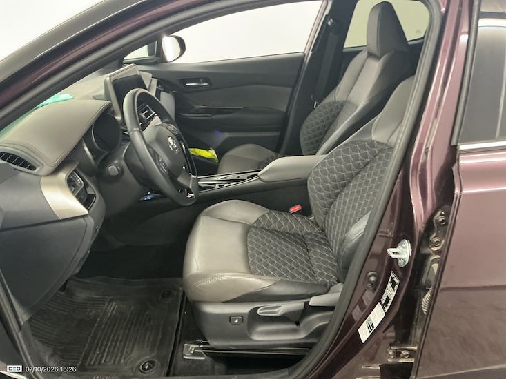 Toyota C-Hr — photo 6