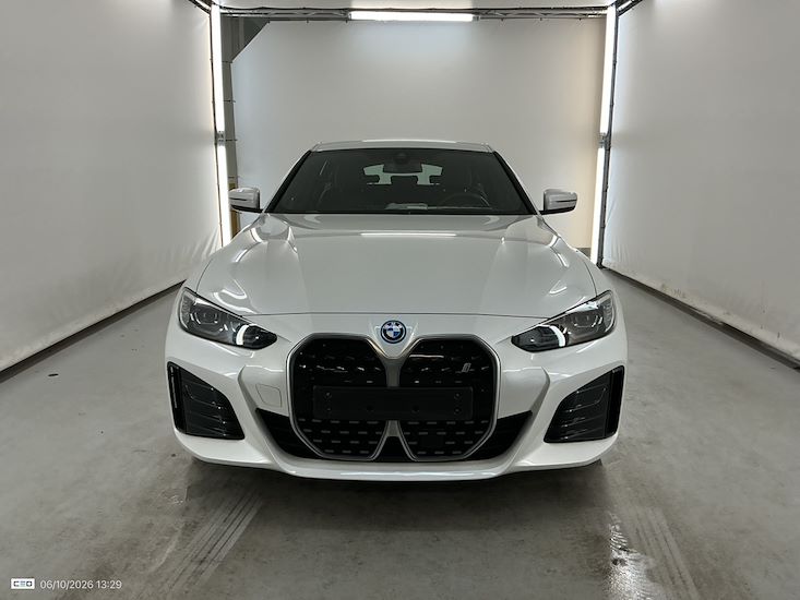 Bmw I4 — photo 2