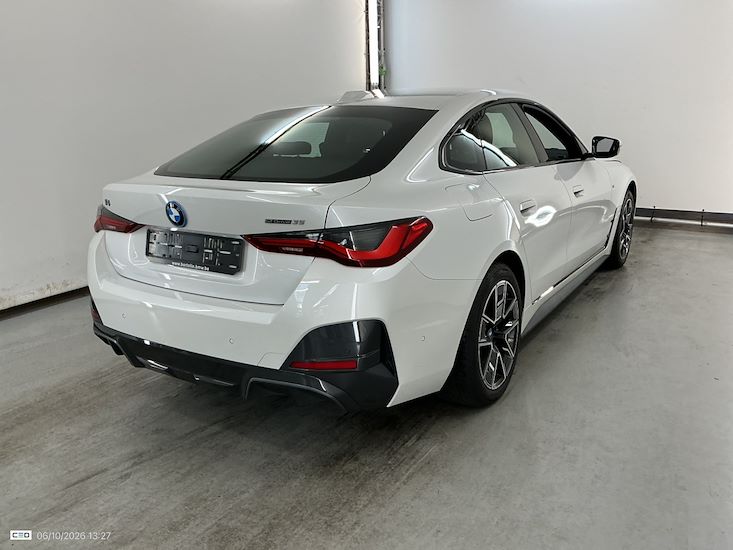 Bmw I4 — photo 4