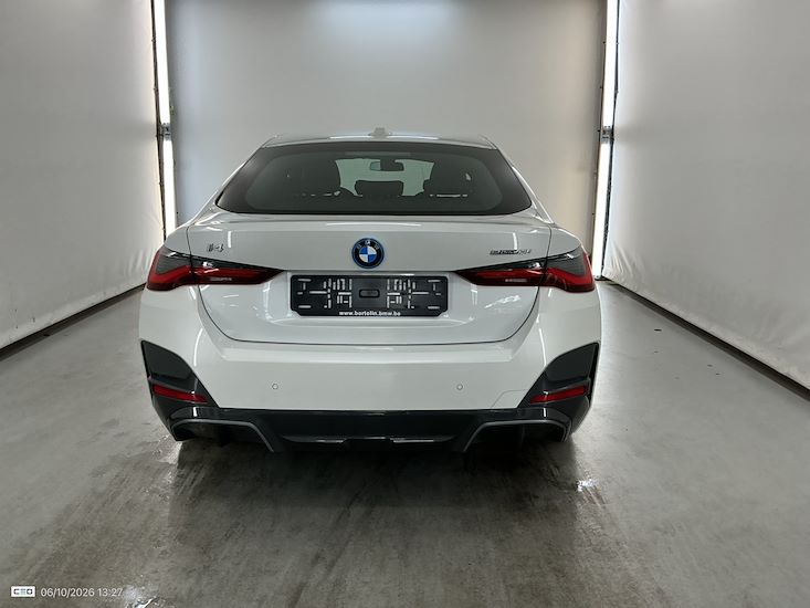 Bmw I4 — photo 5