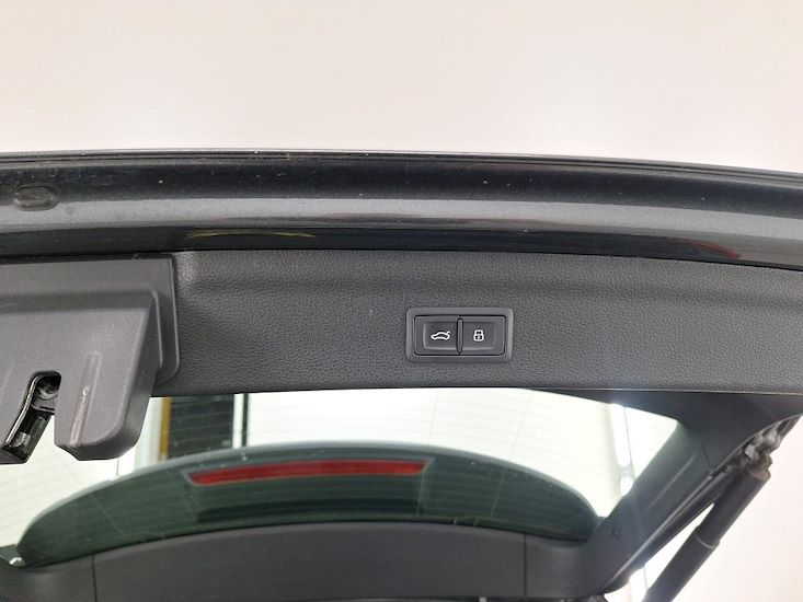 Audi Q3 — photo 12