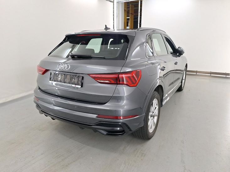 Audi Q3 — photo 4