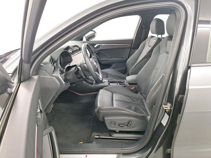 Audi Q3 — photo 5