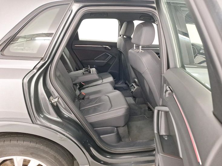 Audi Q3 — photo 6