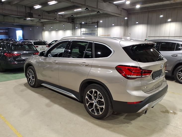 Bmw X1 — photo 2