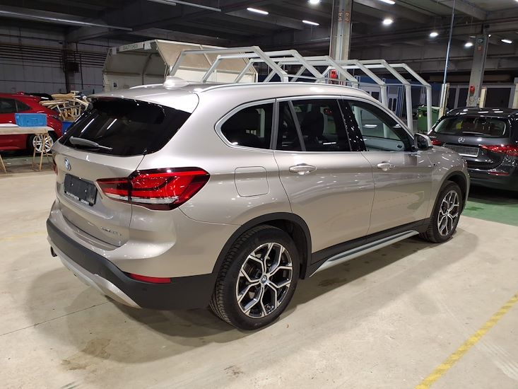 Bmw X1 — photo 4