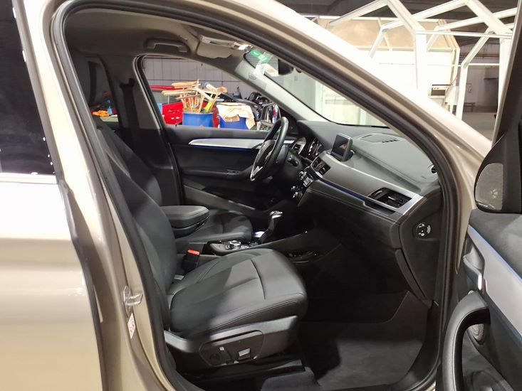 Bmw X1 — photo 7