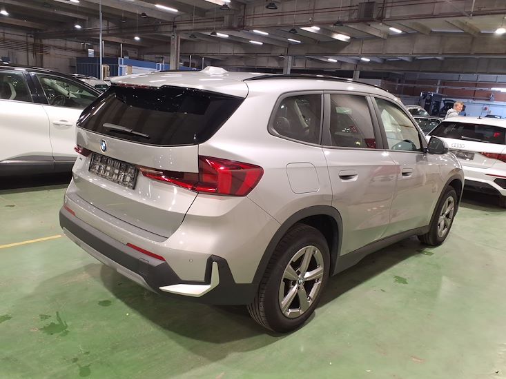 Bmw X1 — photo 4