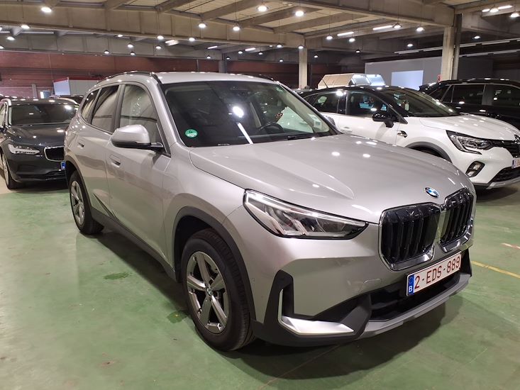 Bmw X1 — photo 8