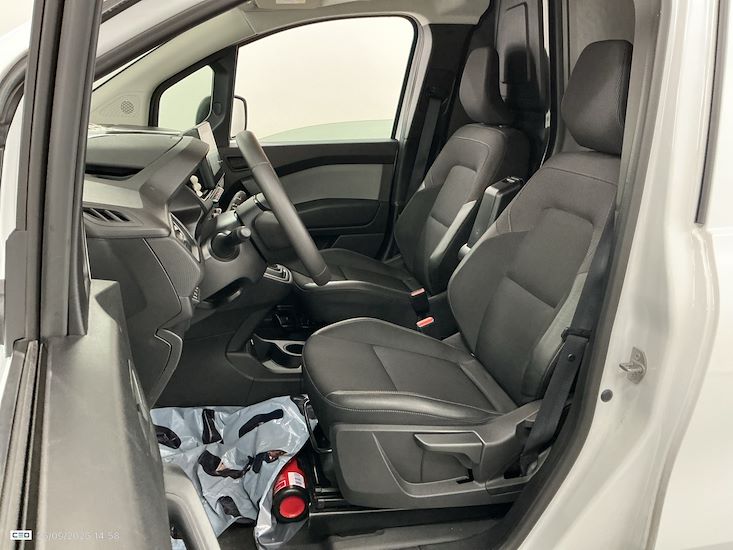Renault Kangoo — photo 10
