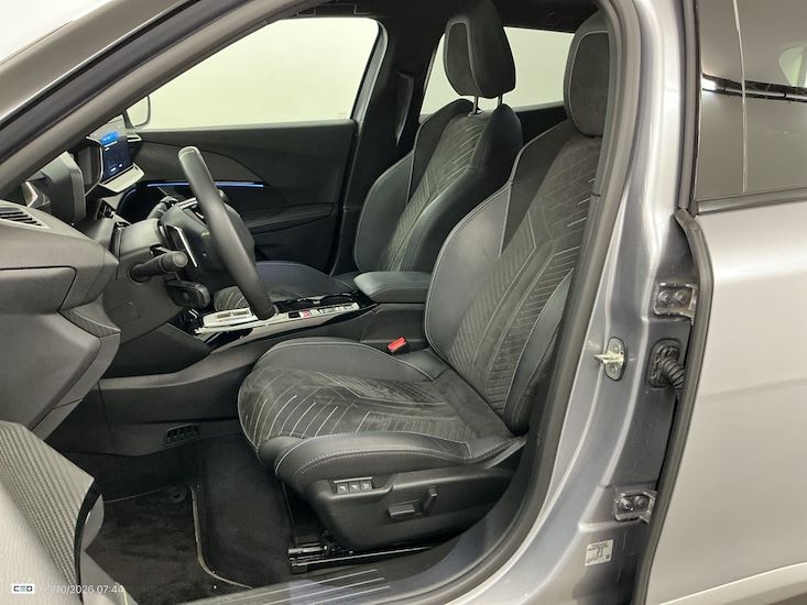 Peugeot 2008 — photo 11