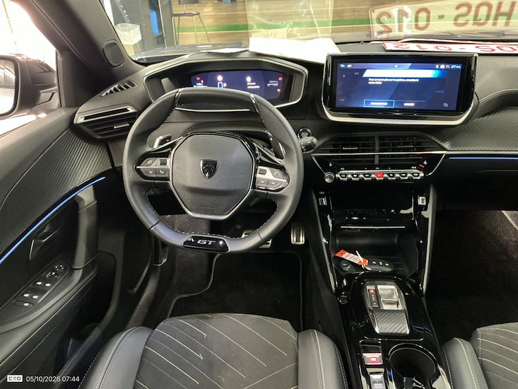 Peugeot 2008 — photo 7
