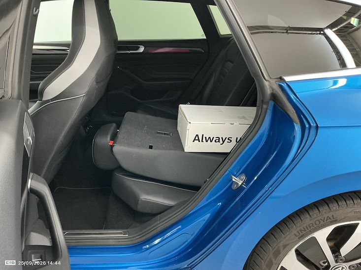 Volkswagen Arteon — photo 11