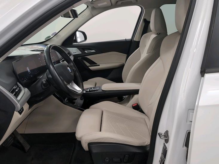 Bmw X1 — photo 5