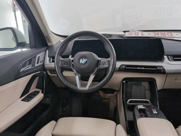Bmw X1 — photo 8
