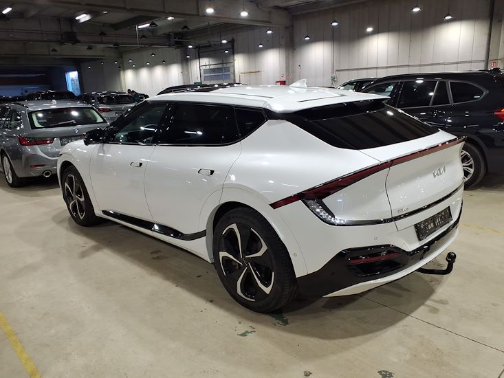 Kia Ev6 — photo 2