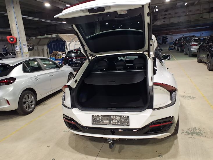 Kia Ev6 — photo 3