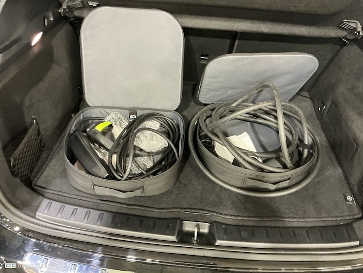 Mercedes-Benz Eqa — photo 15
