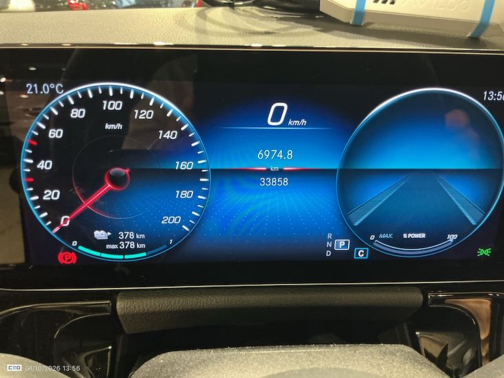 Mercedes-Benz Eqa — photo 8