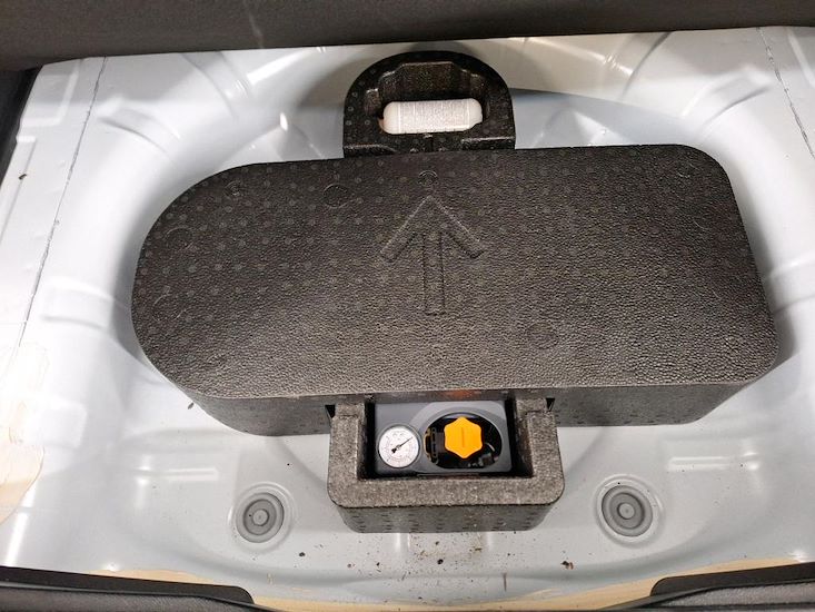 Ford Focus — photo 11