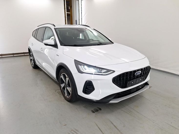 Ford Focus — photo 2