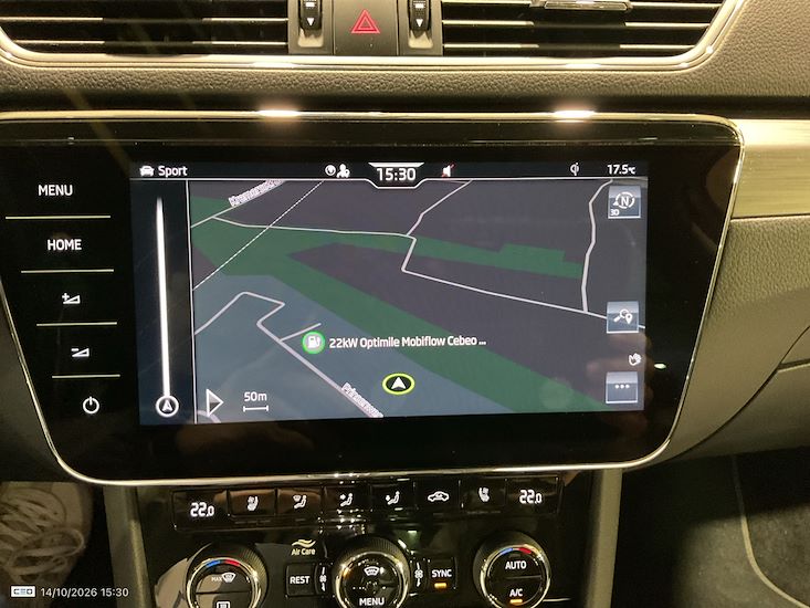 Skoda Superb — photo 9