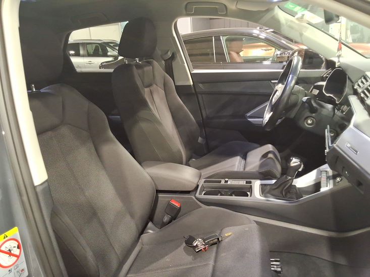 Audi Q3 — photo 7