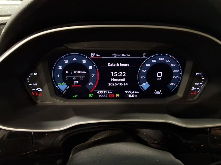 Audi Q3 — photo 9