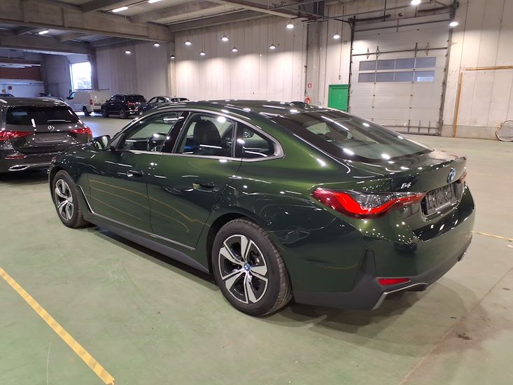 Bmw I4 — photo 2