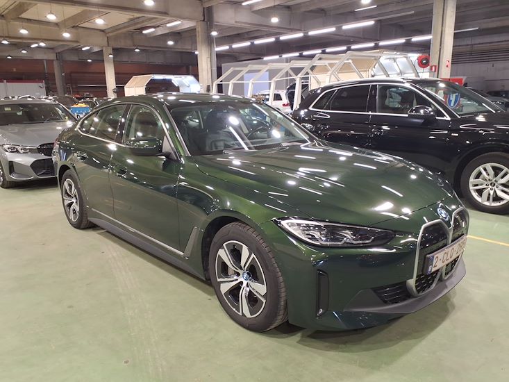 Bmw I4 — photo 8