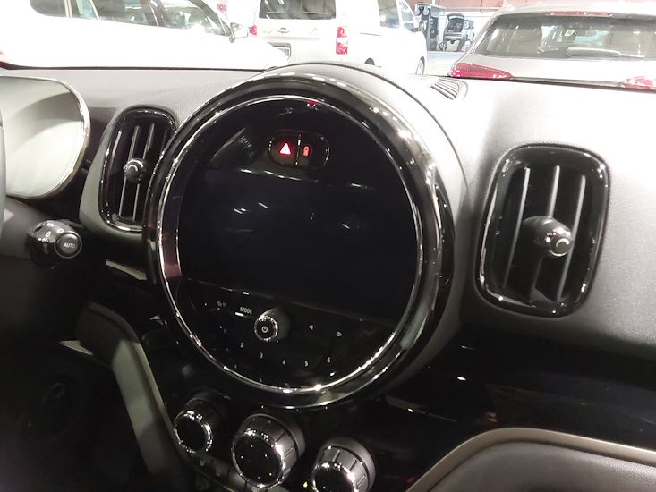 Mini Countryman — photo 10