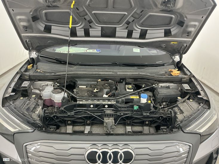 Audi Q4 — photo 6