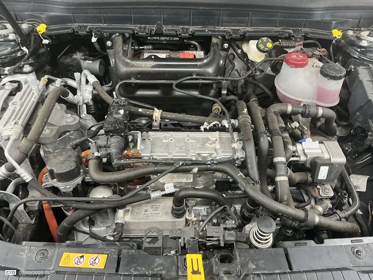 Mercedes-Benz Eqb — photo 6