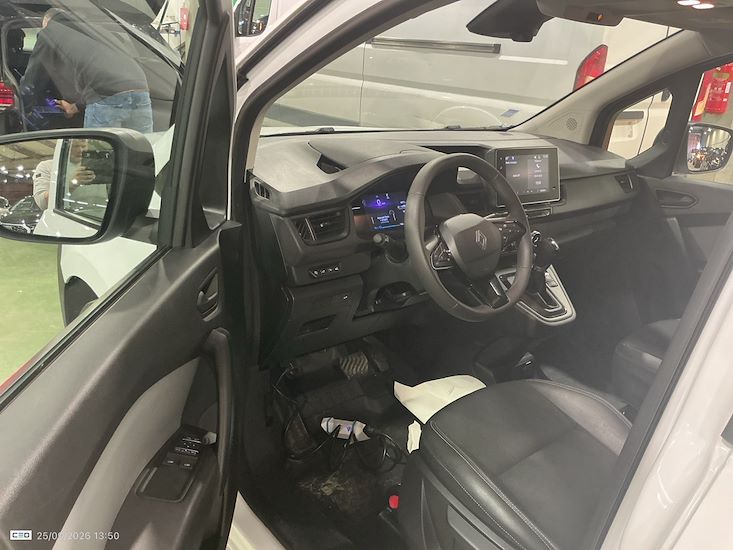 Renault Kangoo — photo 7