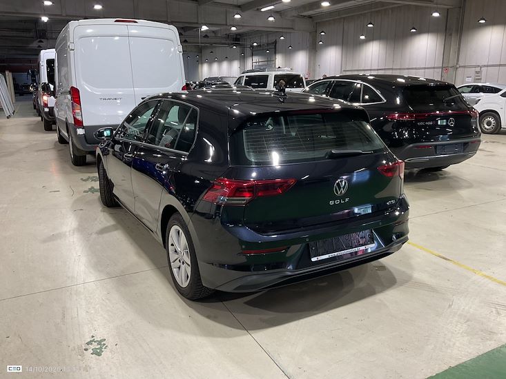 Volkswagen Golf — photo 3